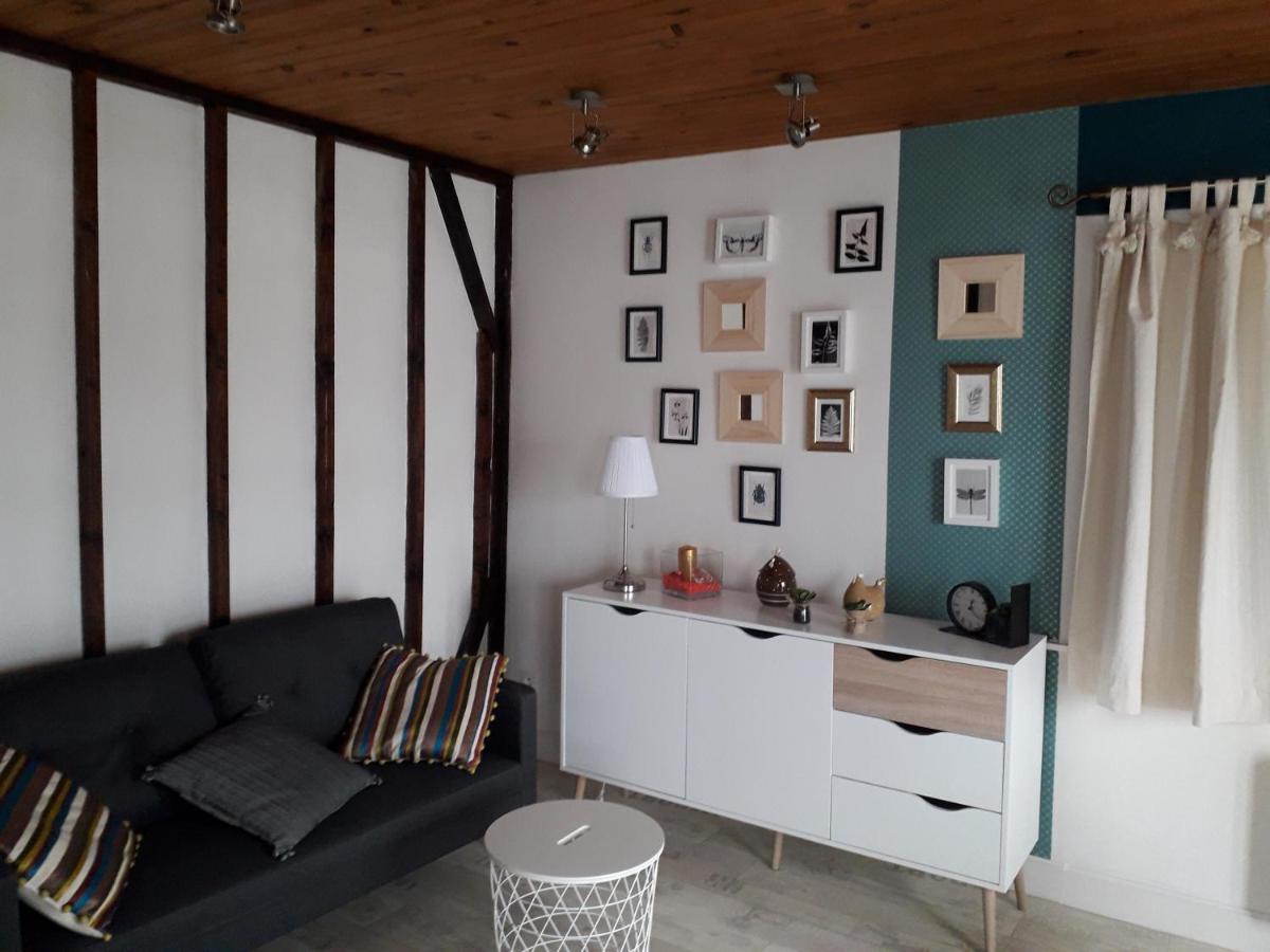 Chalet Le Logis Des Autre Vireux-Wallerand المظهر الخارجي الصورة