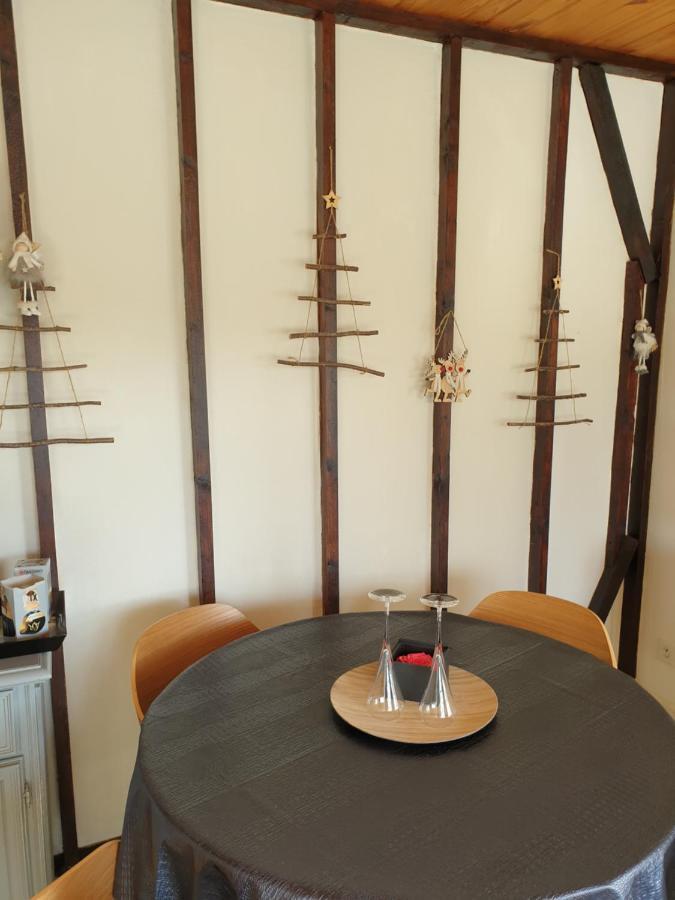 Chalet Le Logis Des Autre Vireux-Wallerand المظهر الخارجي الصورة